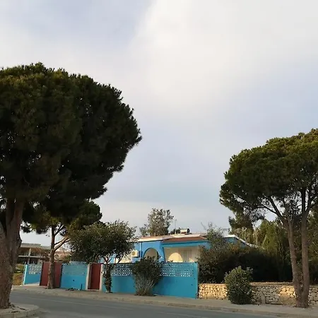 5 Bedroom Coral Bay *