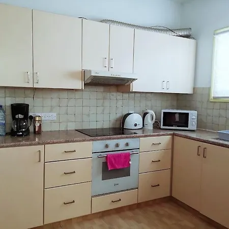 5 Bedroom Coral Bay 빌라