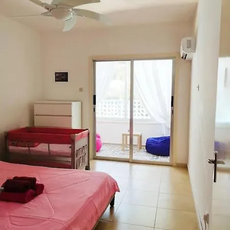 5 Bedroom Coral Bay