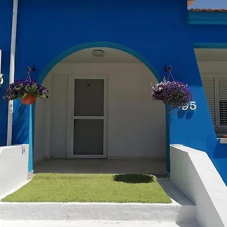 5 Bedroom Coral Bay Pegeia