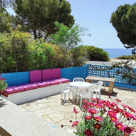 5 Bedroom Coral Bay Pegeia