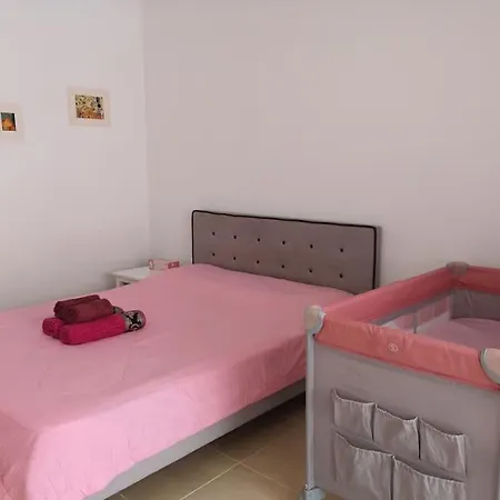 5 Bedroom Coral Bay Vila *