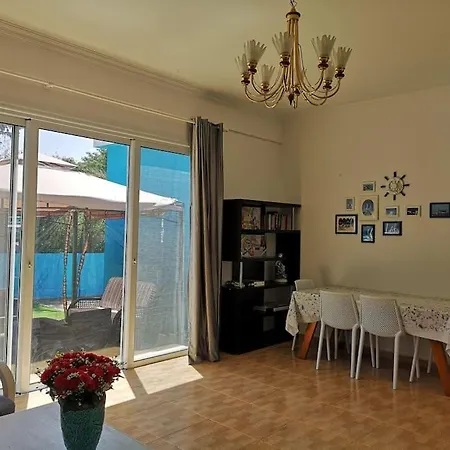 Vila 5 Bedroom Coral Bay Pegeia