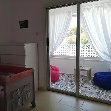 5 Bedroom Coral Bay *