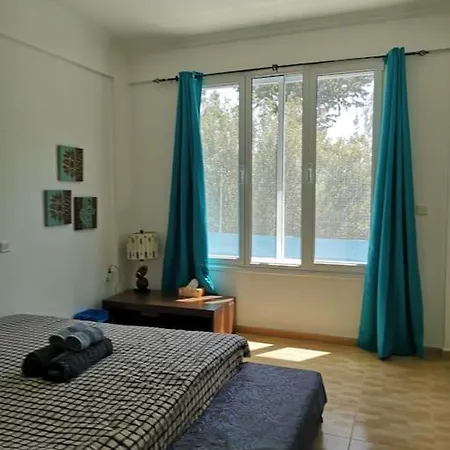 5 Bedroom Coral Bay * 페이야